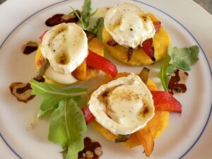 Polenta Rounds with warm Goat Cheese Recipe