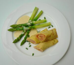 Smoked Salmon Crepes with Green Asparagus Recipe