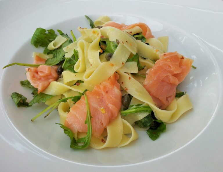 Tagliatelle with Smoked Salmon, Arugula and Capers Recipe