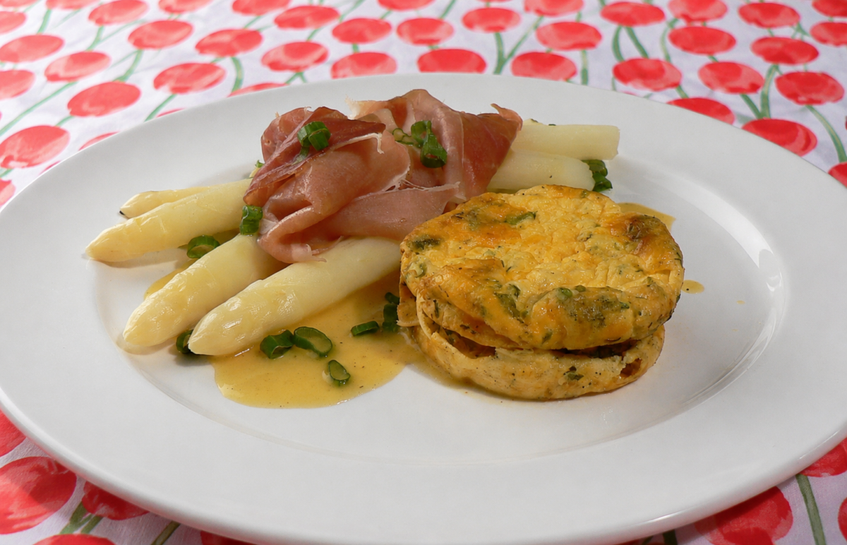 White Asparagus with Honey Mustard Dressing