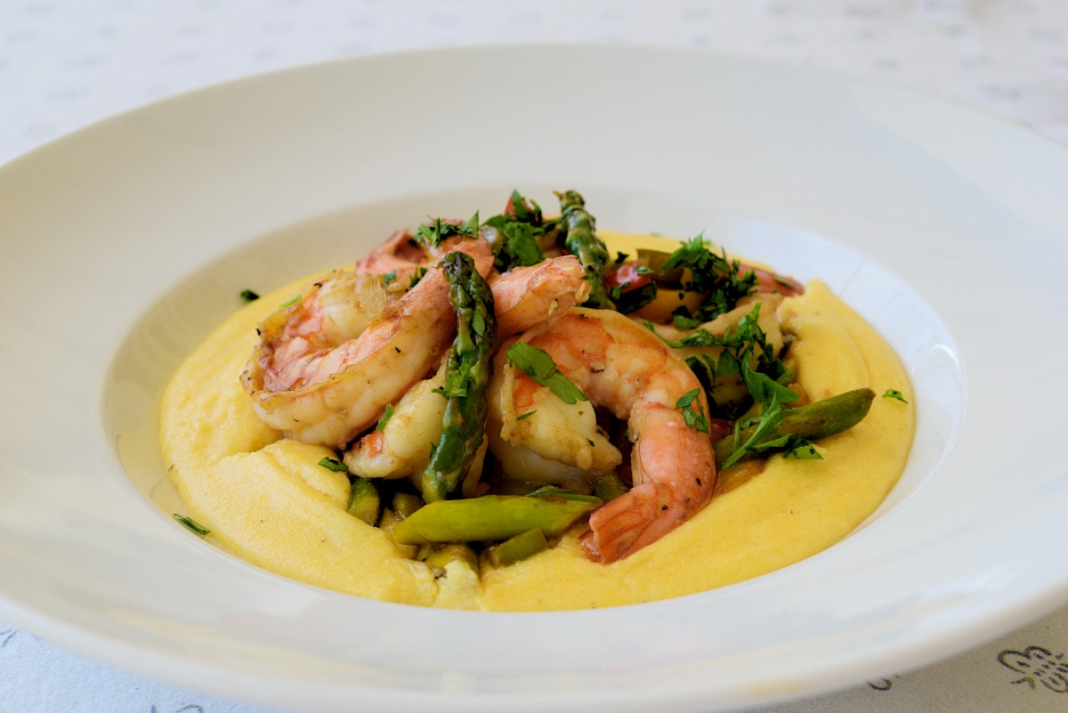 Creamy Polenta with Shrimps and Asparagus Recipe