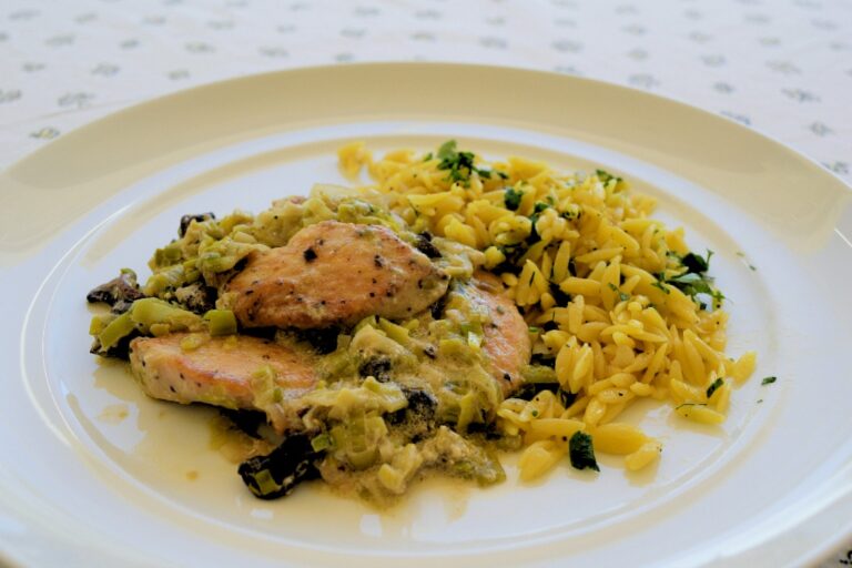 Chicken Breast and Leeks in Dijon Mustard Sauce Recipe