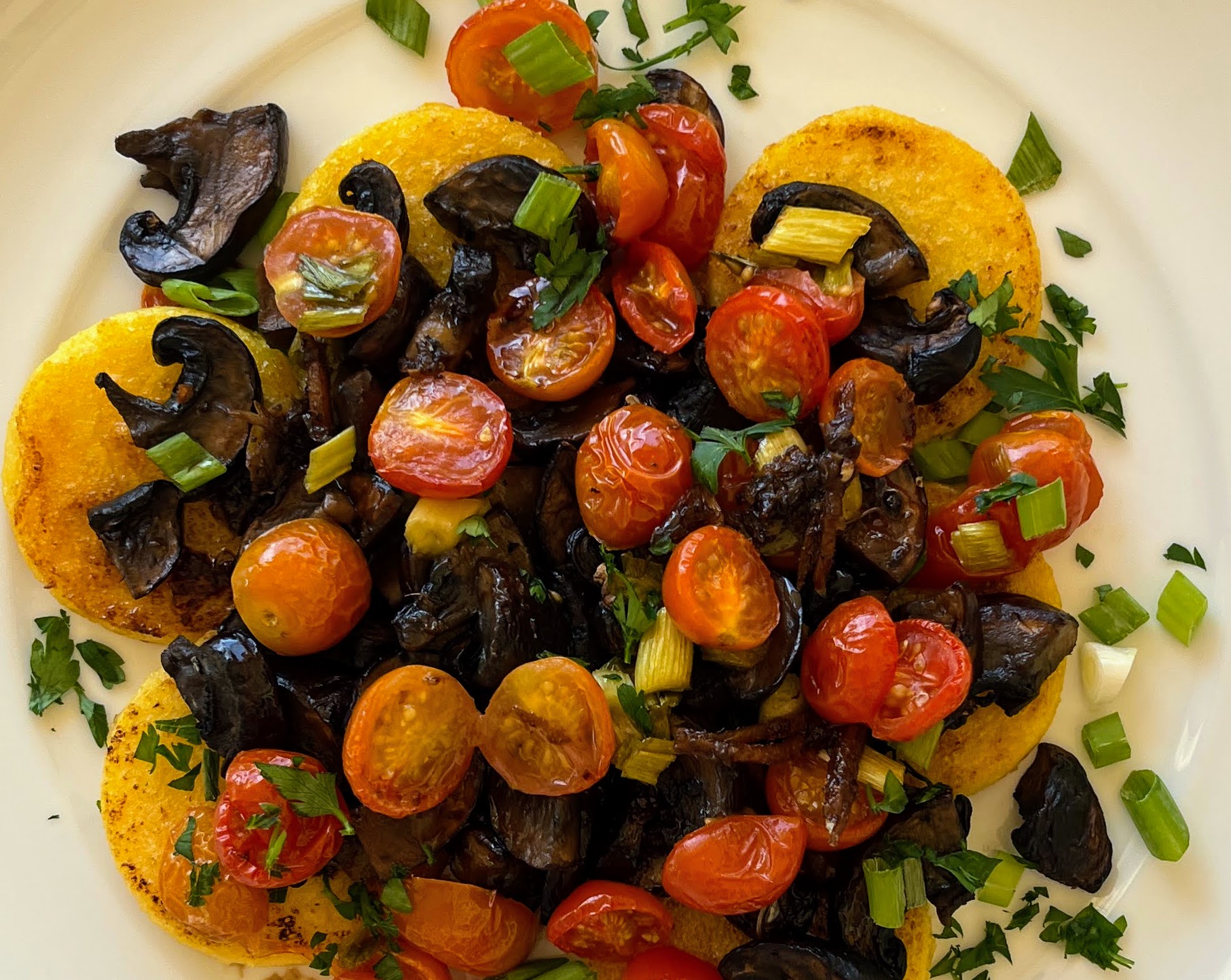 Roasted Mushrooms with spicy Cherry Tomatoes